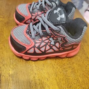 Infant under armour size 2
